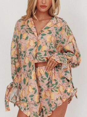 NEW INDI LUXE Lemon Print Pink Tied Cuff Oversized Button-Down Top